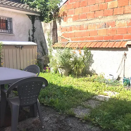 Maison Chollet - Centre - Prox. Thermes - Terrasse Apartment